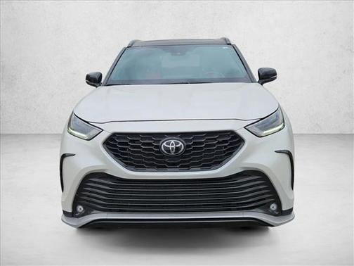 Blizzard Pearl 2021 Toyota Highlander XSE