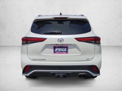 Blizzard Pearl 2021 Toyota Highlander XSE