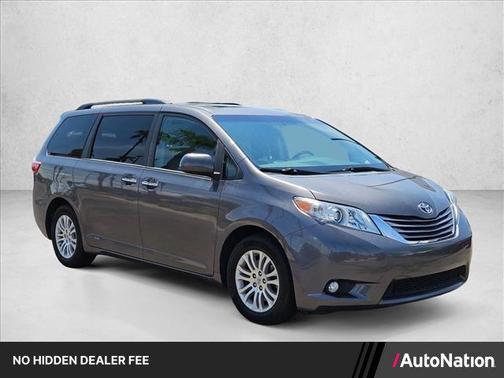 Predawn Gray Mica 2017 Toyota Sienna XLE