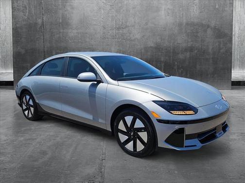 2025 Hyundai IONIQ 6 SE