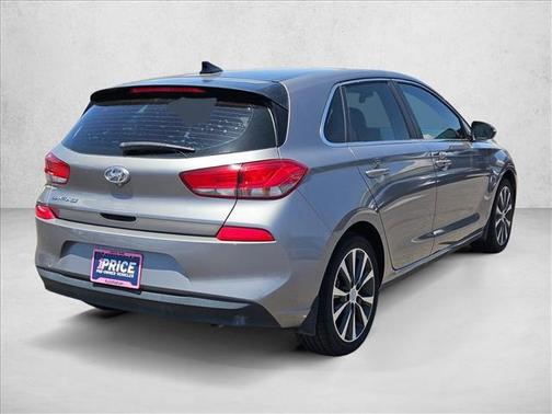 Fluid Metal 2020 Hyundai Elantra GT Base