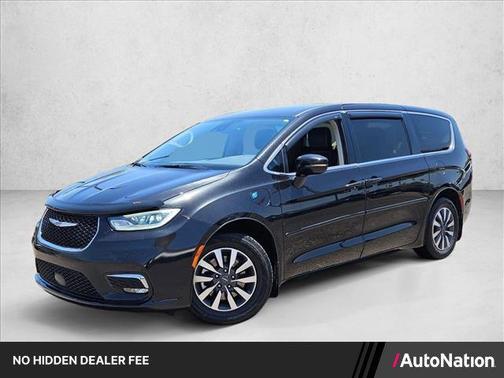 Brilliant Black Crystal Pearlcoat 2022 Chrysler Pacifica Hybrid Touring L