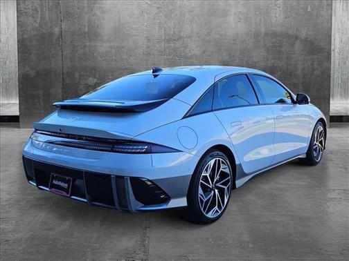 2025 Hyundai IONIQ 6 Limited