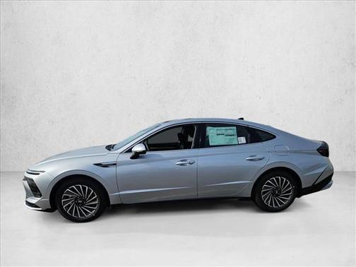 2026 Hyundai SONATA Hybrid SE