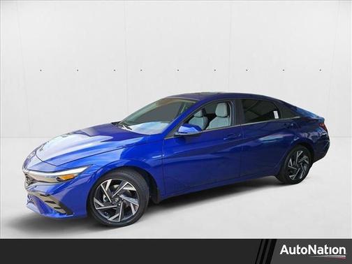 2025 Hyundai ELANTRA Limited