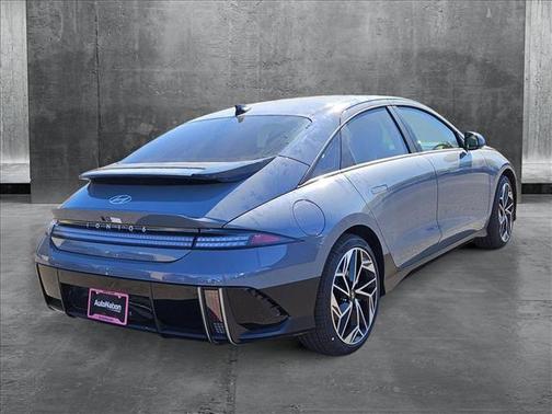 2025 Hyundai IONIQ 6 SEL