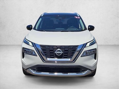 Pearl White Tricoat/Super Black 2023 Nissan Rogue Platinum