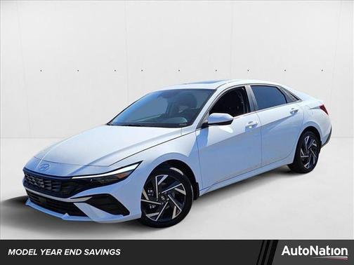 2025 Hyundai ELANTRA SEL