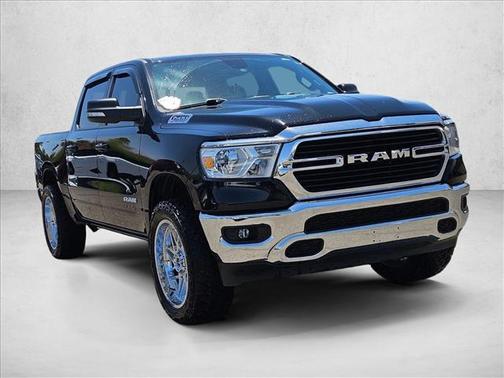 Diamond Black Crystal Pearlcoat 2021 RAM 1500 Big Horn/Lone Star