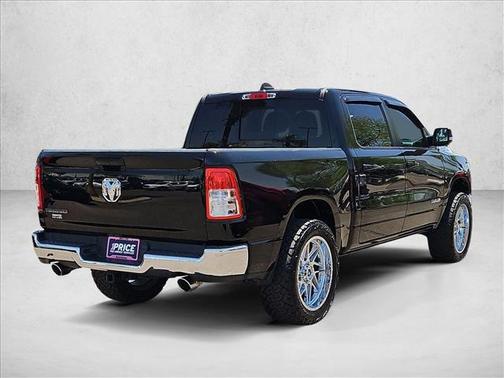 Diamond Black Crystal Pearlcoat 2021 RAM 1500 Big Horn/Lone Star