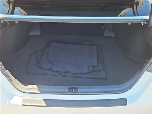 Ice Cap 2023 Toyota Camry SE