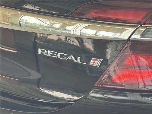 Black Onyx 2015 Buick Regal Turbo/e-Assist Premium I