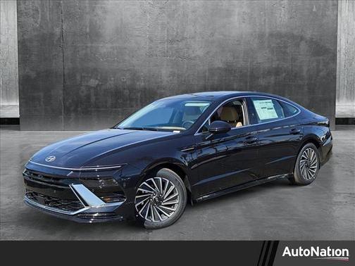 2025 Hyundai SONATA Hybrid Limited