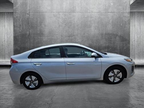 2022 Hyundai IONIQ Hybrid Blue