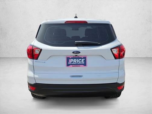 Oxford White 2019 Ford Escape S