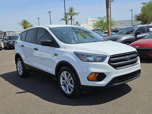 Oxford White 2019 Ford Escape S