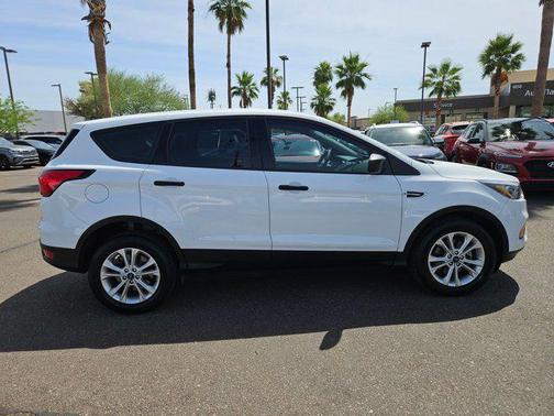 Oxford White 2019 Ford Escape S