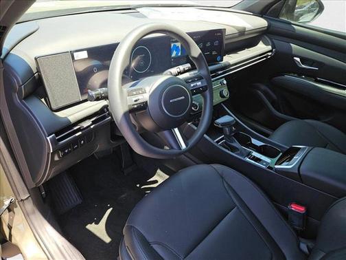 2025 Hyundai SANTA CRUZ SEL Activity