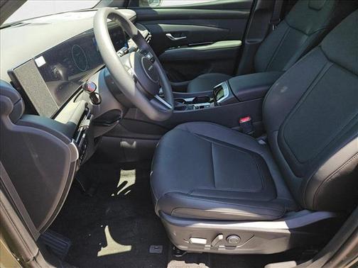 2025 Hyundai SANTA CRUZ SEL Activity