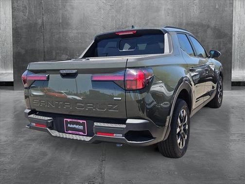 2025 Hyundai SANTA CRUZ SEL Activity