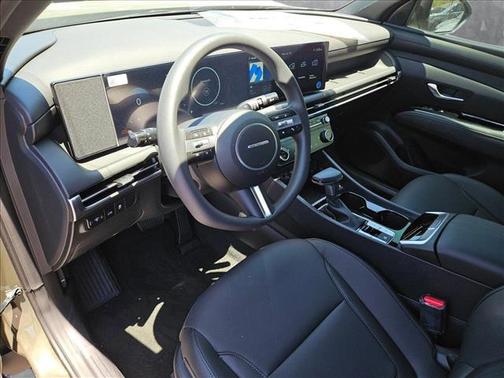2025 Hyundai SANTA CRUZ SEL Activity