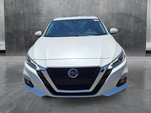 2020 Nissan Altima 2.5 SV