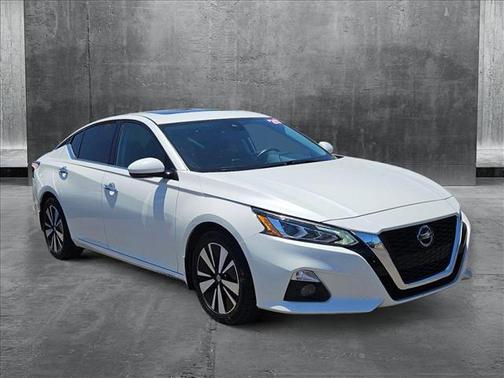 2020 Nissan Altima 2.5 SV