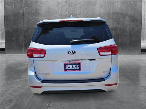 2016 Kia Sedona SX
