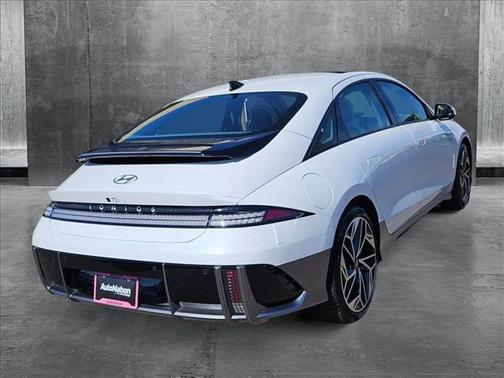 2025 Hyundai IONIQ 6 Limited