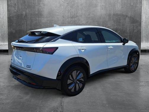 2025 Nissan ARIYA EVOLVE+