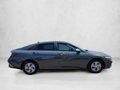 Ecotronic Gray 2025 Hyundai ELANTRA SE