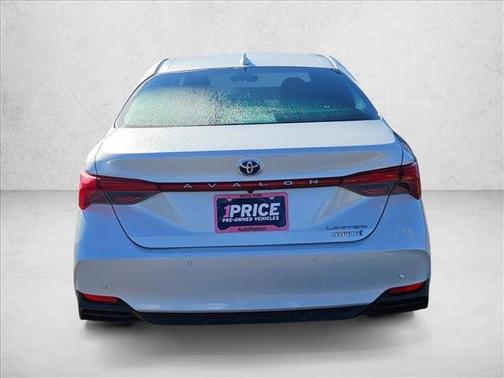 2019 Toyota Avalon Hybrid Limited