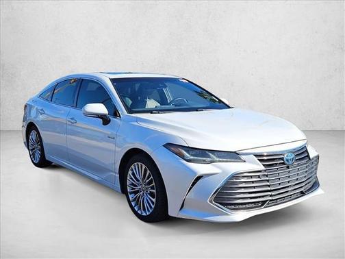 2019 Toyota Avalon Hybrid Limited