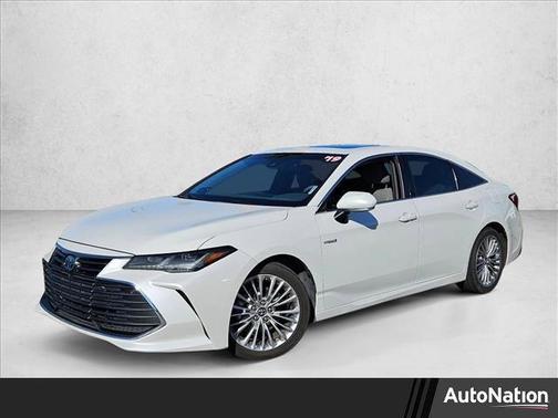 2019 Toyota Avalon Hybrid Limited