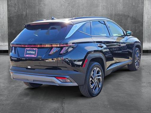 2025 Hyundai TUCSON Hybrid Limited