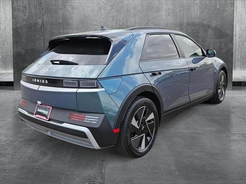 2025 Hyundai IONIQ 5 SEL