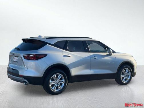 Silver Ice Metallic 2019 Chevrolet Blazer 2LT