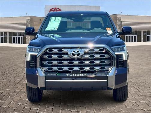 2025 Toyota Tundra Hybrid Platinum