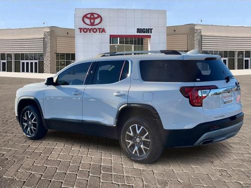 2023 GMC Acadia FWD SLE