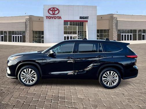 2023 Toyota Highlander Platinum