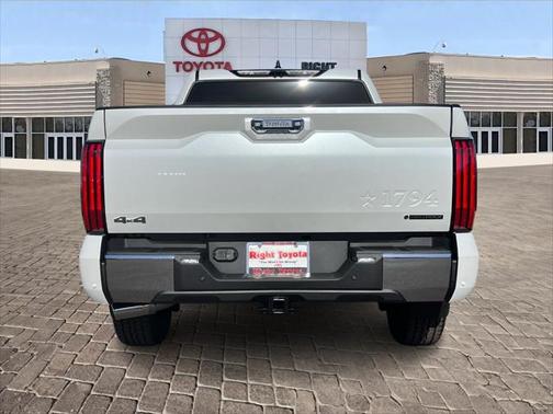 2025 Toyota Tundra Hybrid 1794 Edition