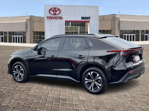 2024 Toyota bZ4X XLE