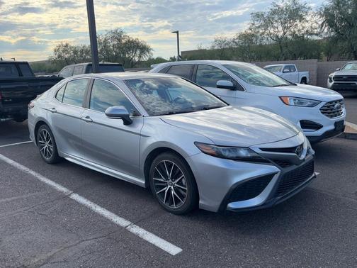 2023 Toyota Camry 