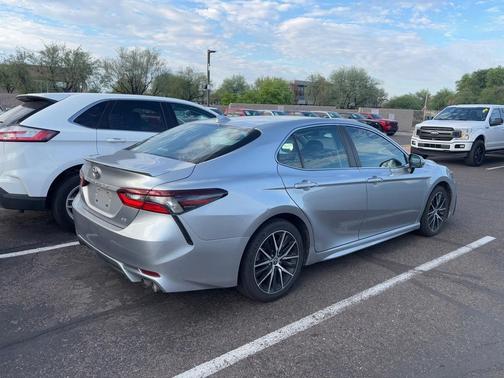 2023 Toyota Camry 