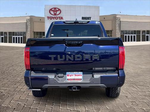 2024 Toyota Tundra Hybrid Platinum