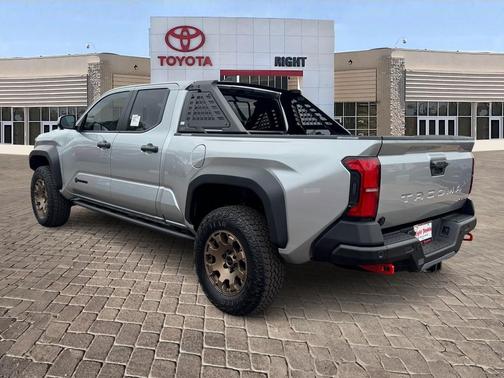 2025 Toyota Tacoma Hybrid Trailhunter