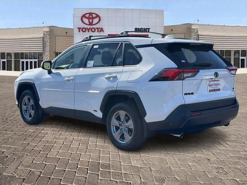 2025 Toyota RAV4 Hybrid LE
