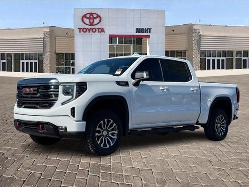 2022 GMC Sierra 1500 AT4