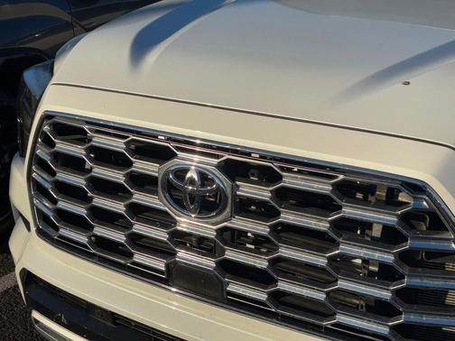2025 Toyota Sequoia Capstone
