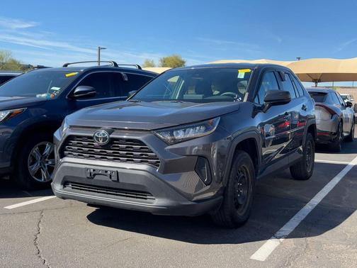 2022 Toyota RAV4 LE